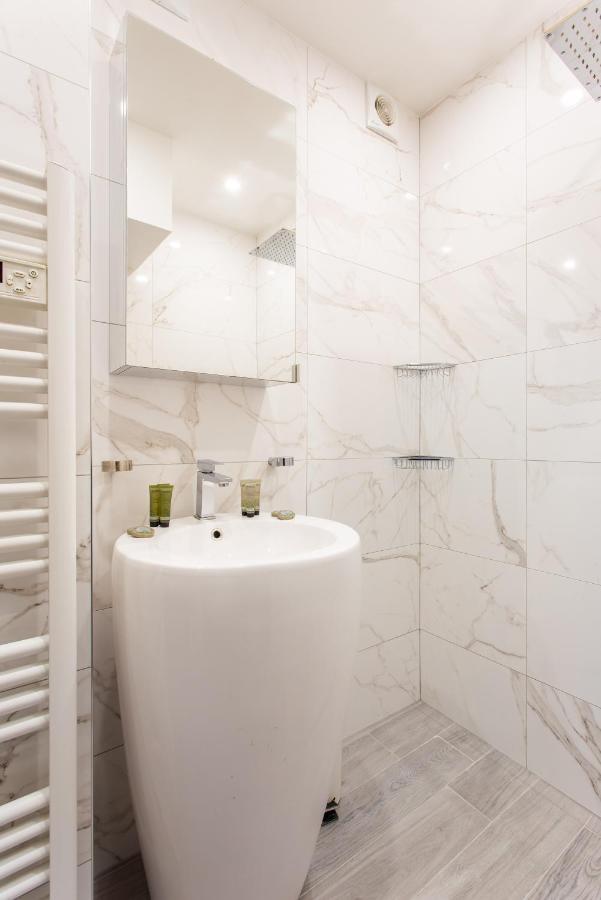 Mbm - Paradis Paris Extérieur photo